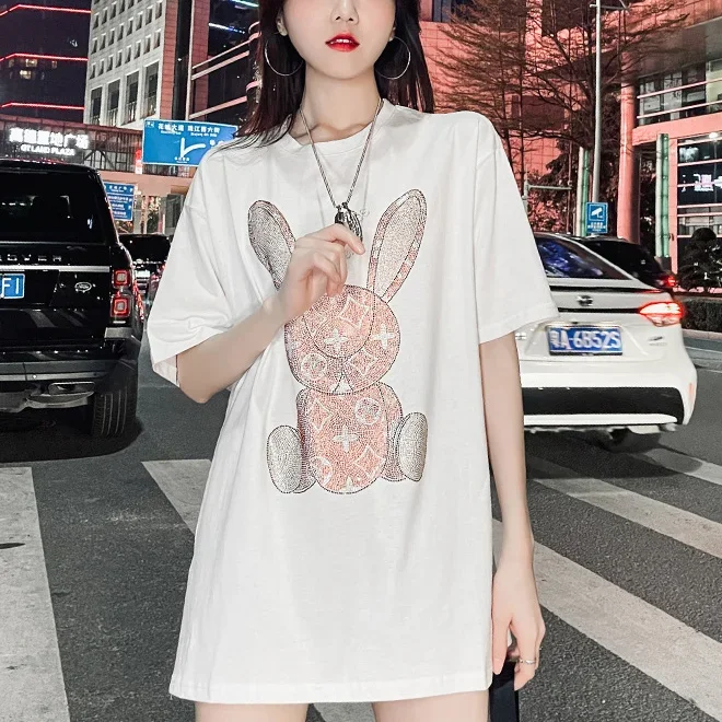 T-Shirts - 여성용 여름 캐주얼 티셔츠: 다이아몬드 카툰